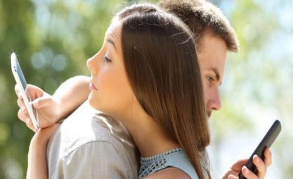 همه چیز راجع به خیانت در فضای مجازی