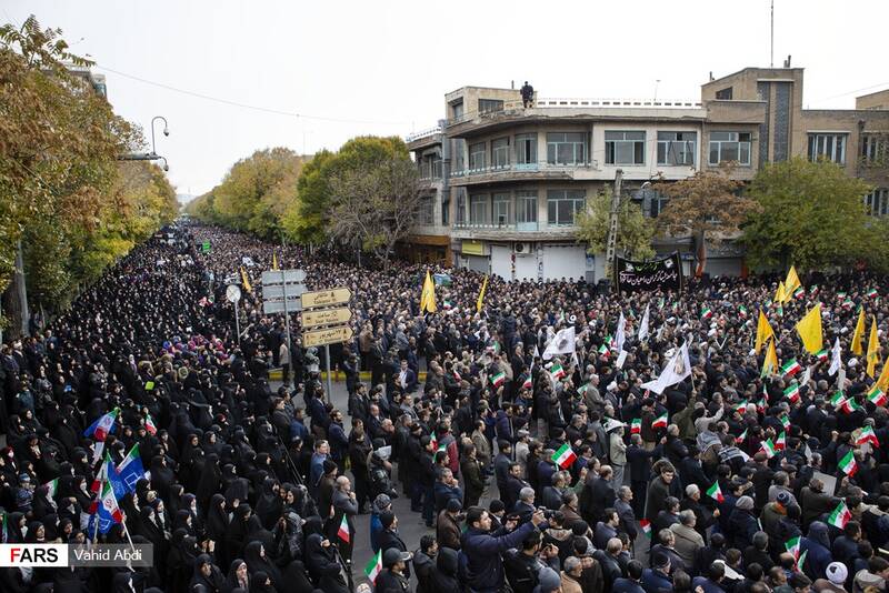 مردم پایتخت یکصدا علیه آشوب / حالا نوبت مسئولان است مردم پایتخت یکصدا علیه آشوب / حالا نوبت مسئولان است