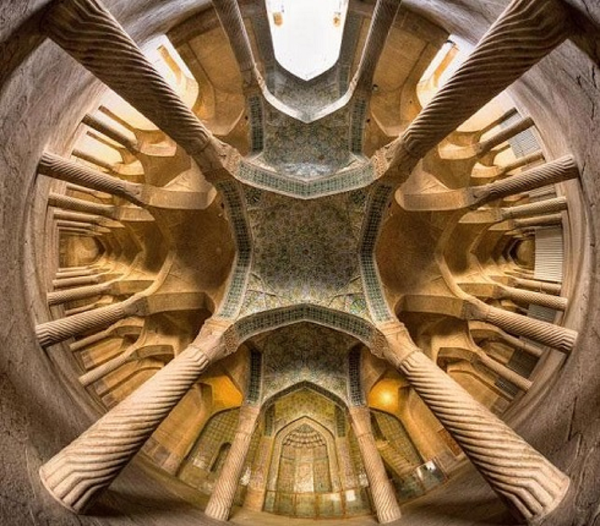 چشم اندازی به زیباترین سقف های تاریخی و باستانی