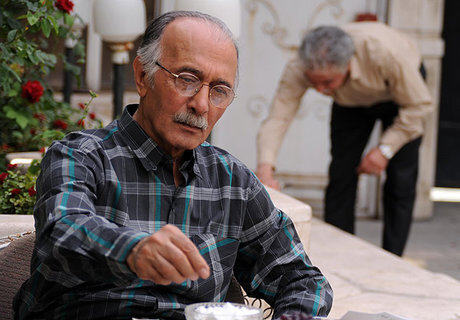 پرویز پورحسینی چشم از جهان فرو بست