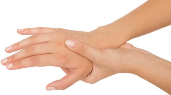 علت و درمان لرزش دست