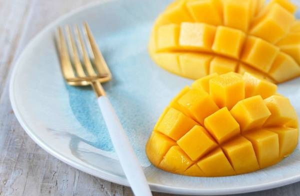 آشنایی با خواص و مضرات انبه