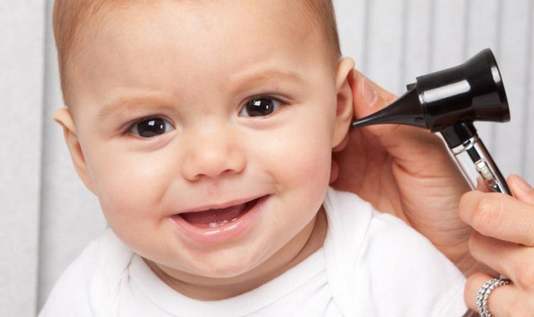 هرآنچه که باید راجع به گوش درد نوزاد بدانیم