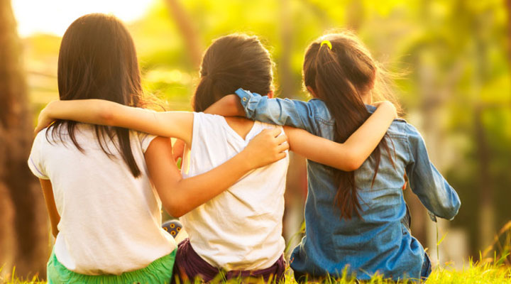 بیایید ببینیم چگونه شاد زندگی کنیم