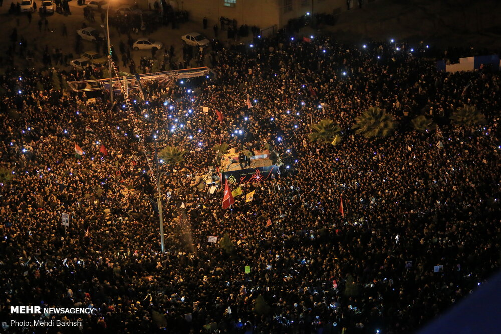 تصاویری از قیام مردم قم به احترام سیدالشهدای مقاومت