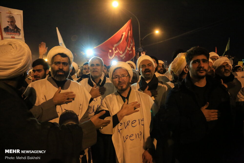 تصاویری از قیام مردم قم به احترام سیدالشهدای مقاومت