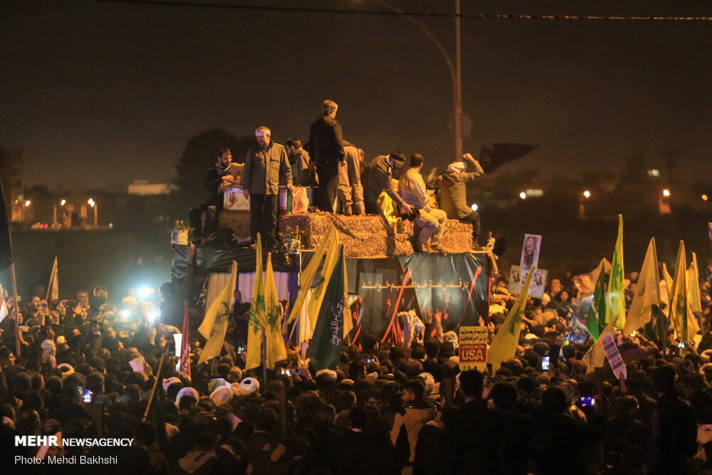 تصاویری از قیام مردم قم به احترام سیدالشهدای مقاومت