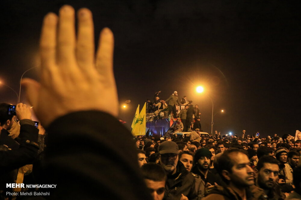 تصاویری از قیام مردم قم به احترام سیدالشهدای مقاومت