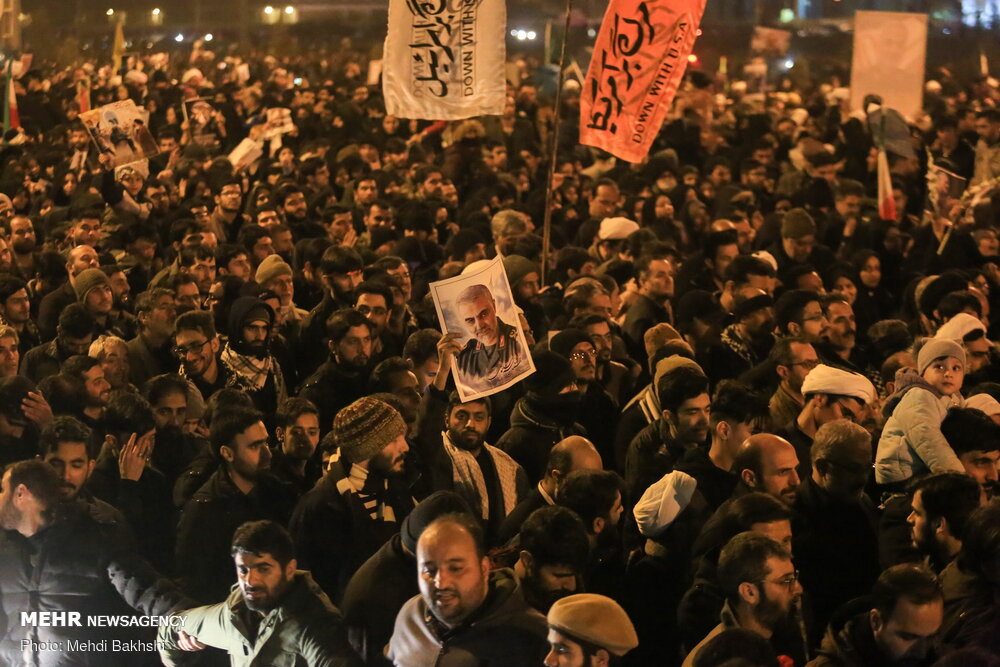 تصاویری از قیام مردم قم به احترام سیدالشهدای مقاومت