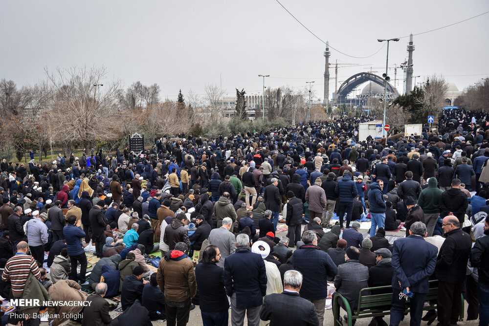 گزارش تصویری خطبه عزت | نماز جمعه تهران به امامت ولی امر مسلمین