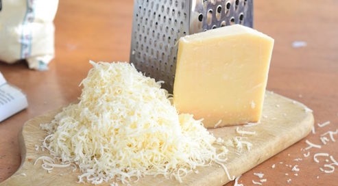 19 ترفند برای مبارزه با چربی ها در آشپزخانه