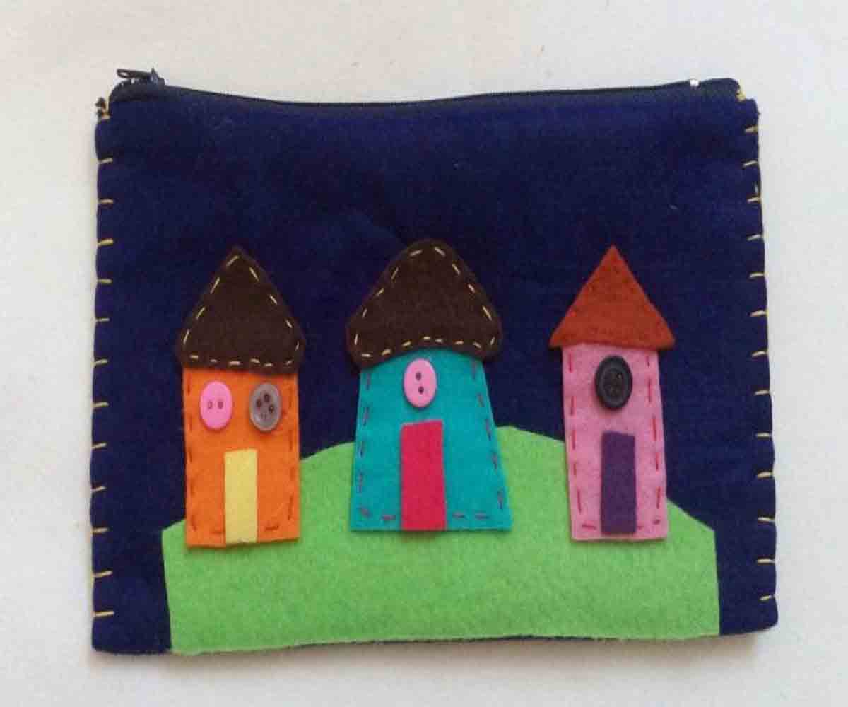 جامدادی نمدی