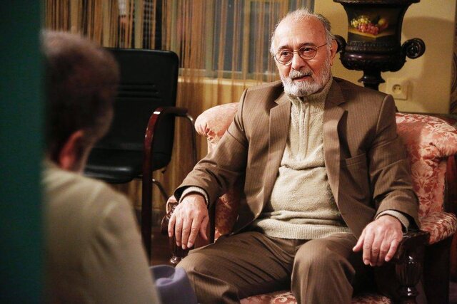 پرویز پورحسینی چشم از جهان فرو بست