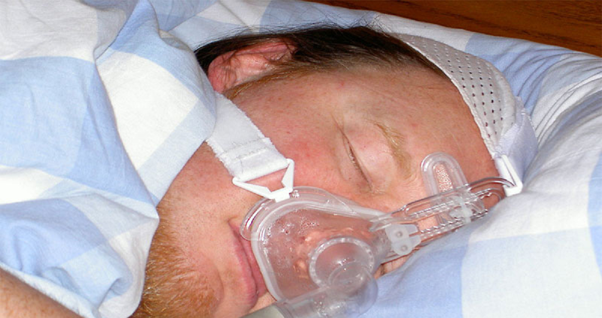 همه چیز درباره آپنه خواب یا وقفه تنفسی و خطرات آن