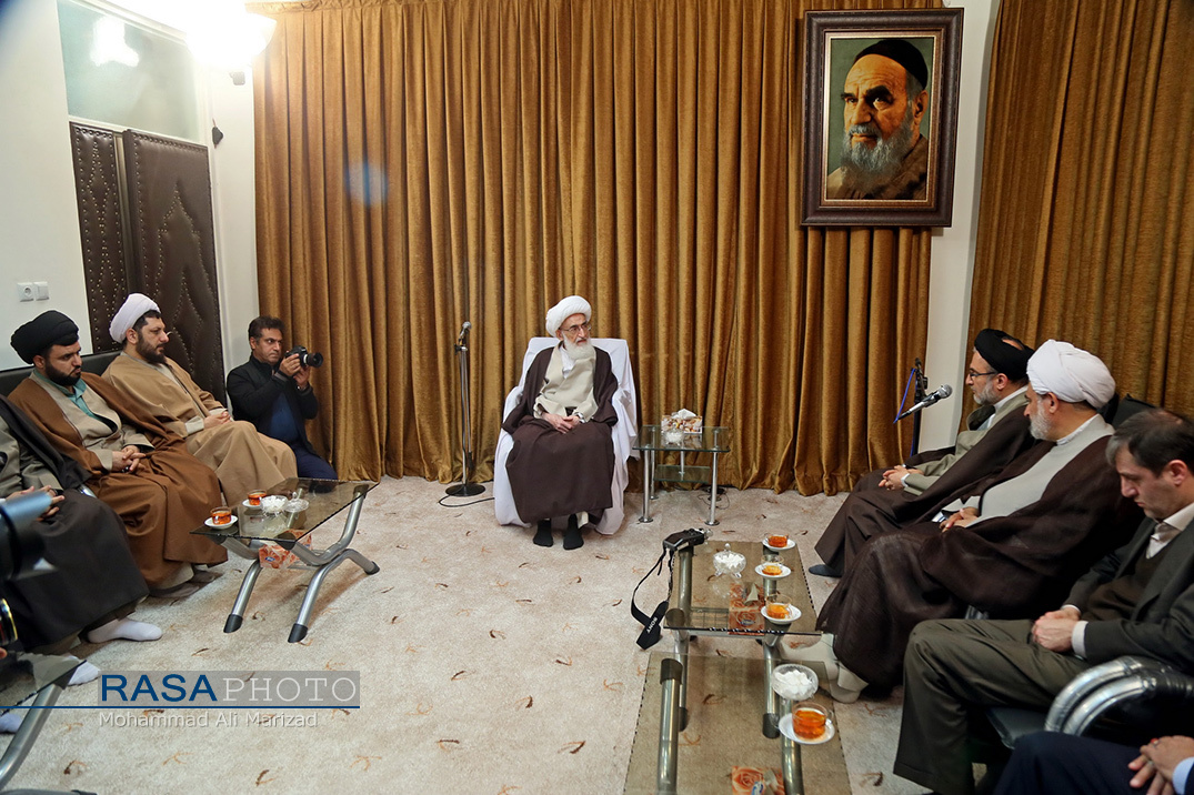 گزارش تصویری اولین دیدار حجت الاسلام خاموشی به عنوان رییس سازمان اوقاف و امورخیریه با مراجع عظام تقلید (بخش اول)
