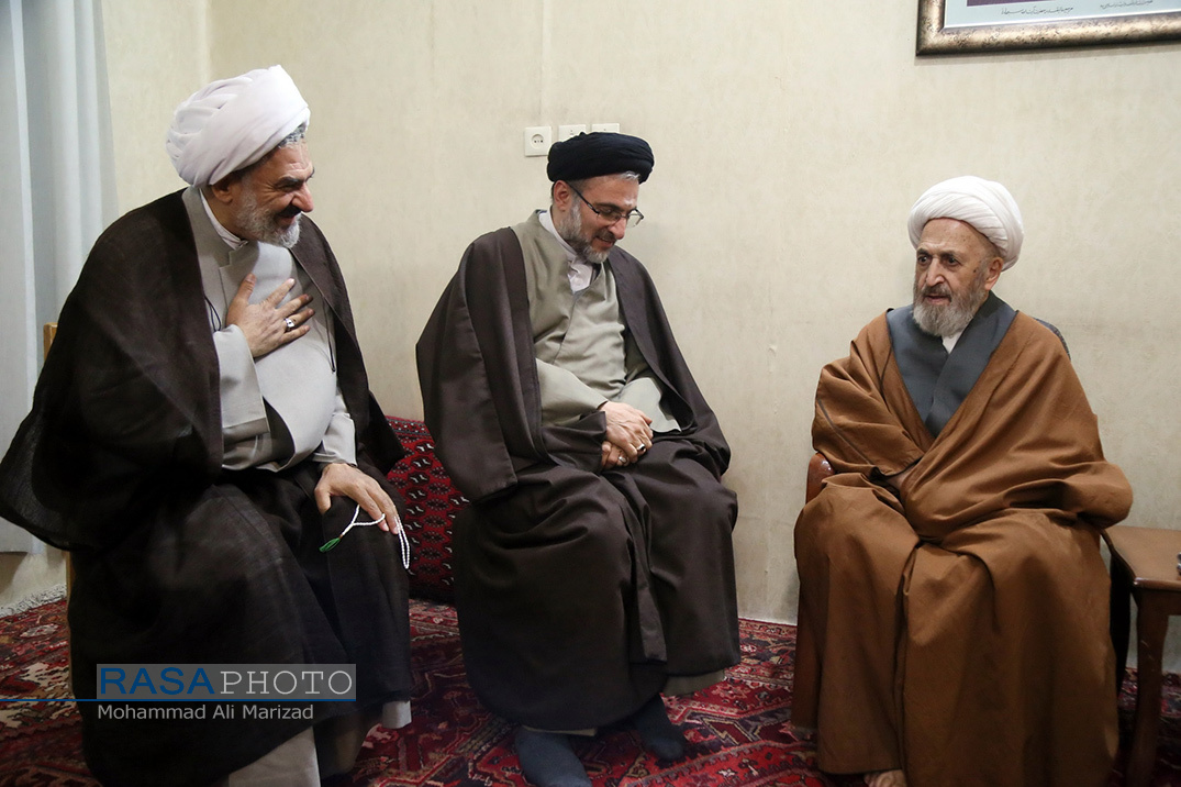 گزارش تصویری اولین دیدار حجت الاسلام خاموشی به عنوان رییس سازمان اوقاف و امورخیریه با مراجع عظام تقلید (بخش اول)