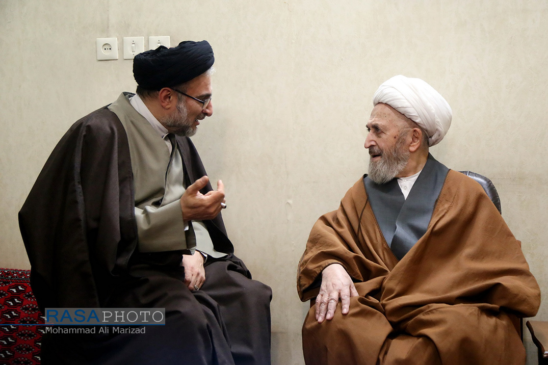 گزارش تصویری اولین دیدار حجت الاسلام خاموشی به عنوان رییس سازمان اوقاف و امورخیریه با مراجع عظام تقلید (بخش اول)