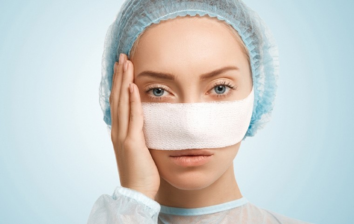 خطرات و عوارض عمل جراحی زیبایی بینی