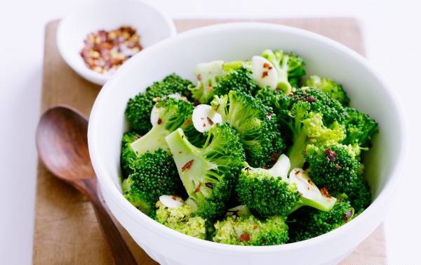 طرز تهیه انواع غذای رژیمی با کلم بروکلی