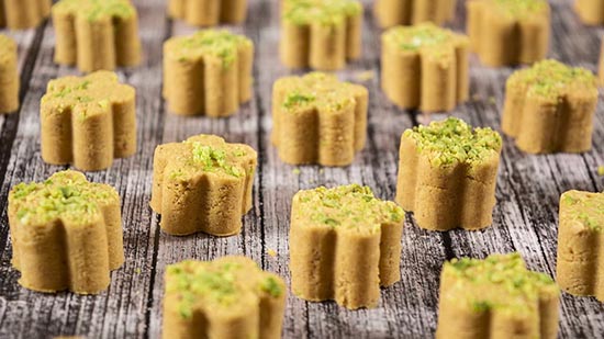 دستور پخت شیرینی نخودچی