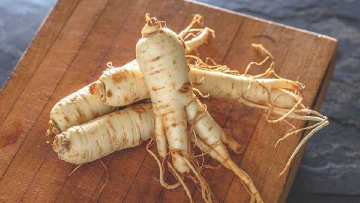 علل و علائم آتاکسی، بیماری که تعادل را مختل میکند و راه هایی برای درمان آن