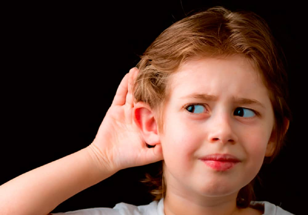 چه عواملی باعث بروز نوروپاتی شنوایی در بزرگسالان و کودکان میشود