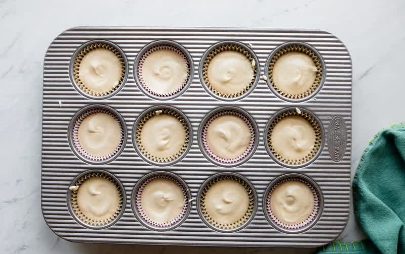 طرز تهیه کاپ کیک زرد