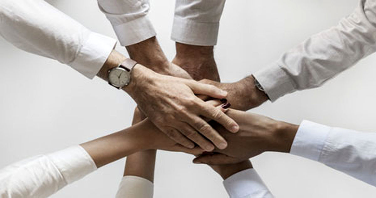 آشنایی با خصوصیات رفتاری آدم های شاد