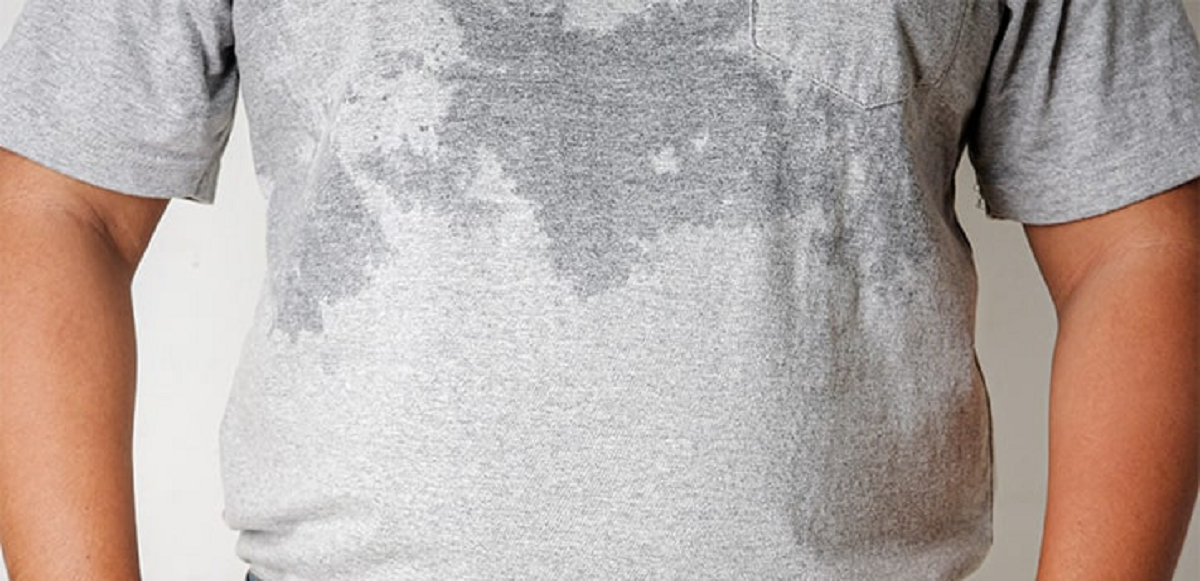 تعریق زیاد یا هایپرهیدروزیس، دلایل و راهکارهای درمان آن