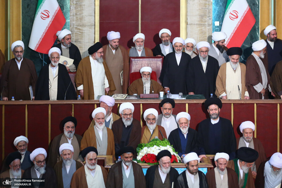 اهمیت مجلس خبرگان رهبری