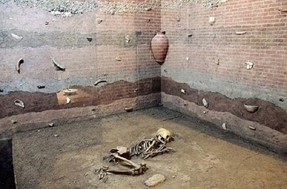 قلعه مرموز و اسرار امیز بوینی یوغون در استان اردبیل