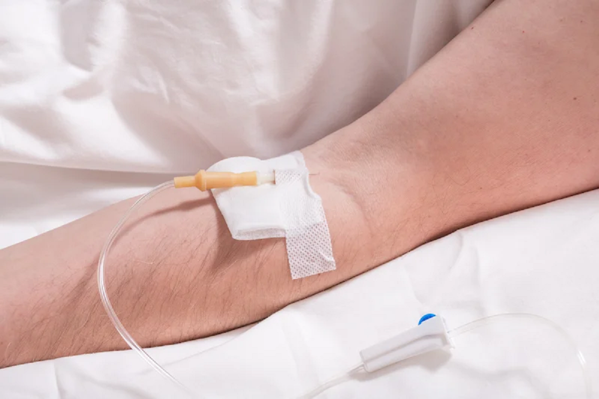 هر آنچه باید درباره آمپول کتورولاک و عوارض، میزان و نحوه مصرف آن بدانید