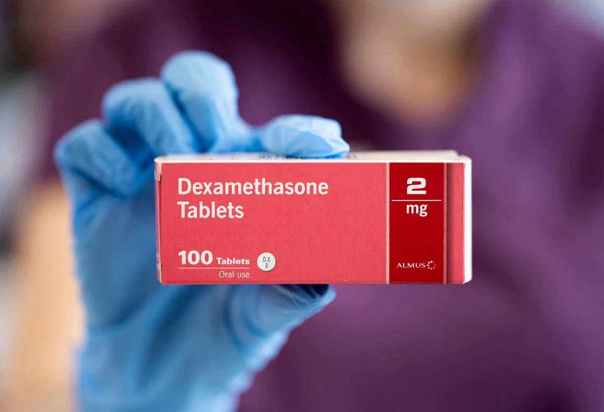 هر آنچه باید درباره دگزامتازون و موارد مصرف، عوارض جانبی و تداخلات دارویی آن بدانیم