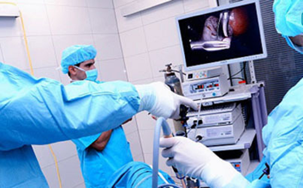 عوامل و علایم حاملگی خارج از رحم و روش های درمانی آن