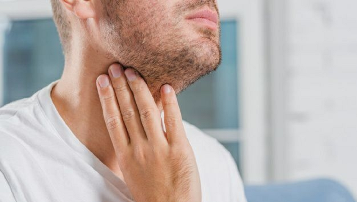 هر آنچه لازم است درباره ادینوفاژی و اختلال در بلع غذا یا دیسفاژی بدانید