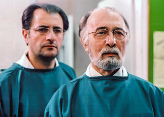 پرویز پورحسینی چشم از جهان فرو بست