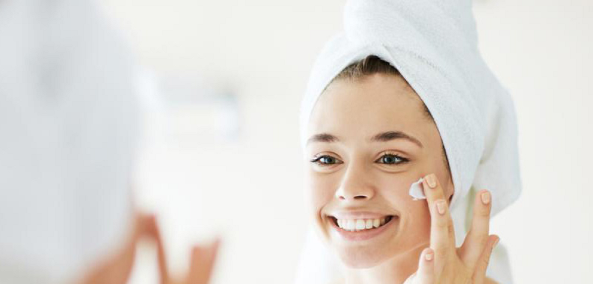 علل خشکی پوست و شیوه‌های درمان و پیشگیری از آن