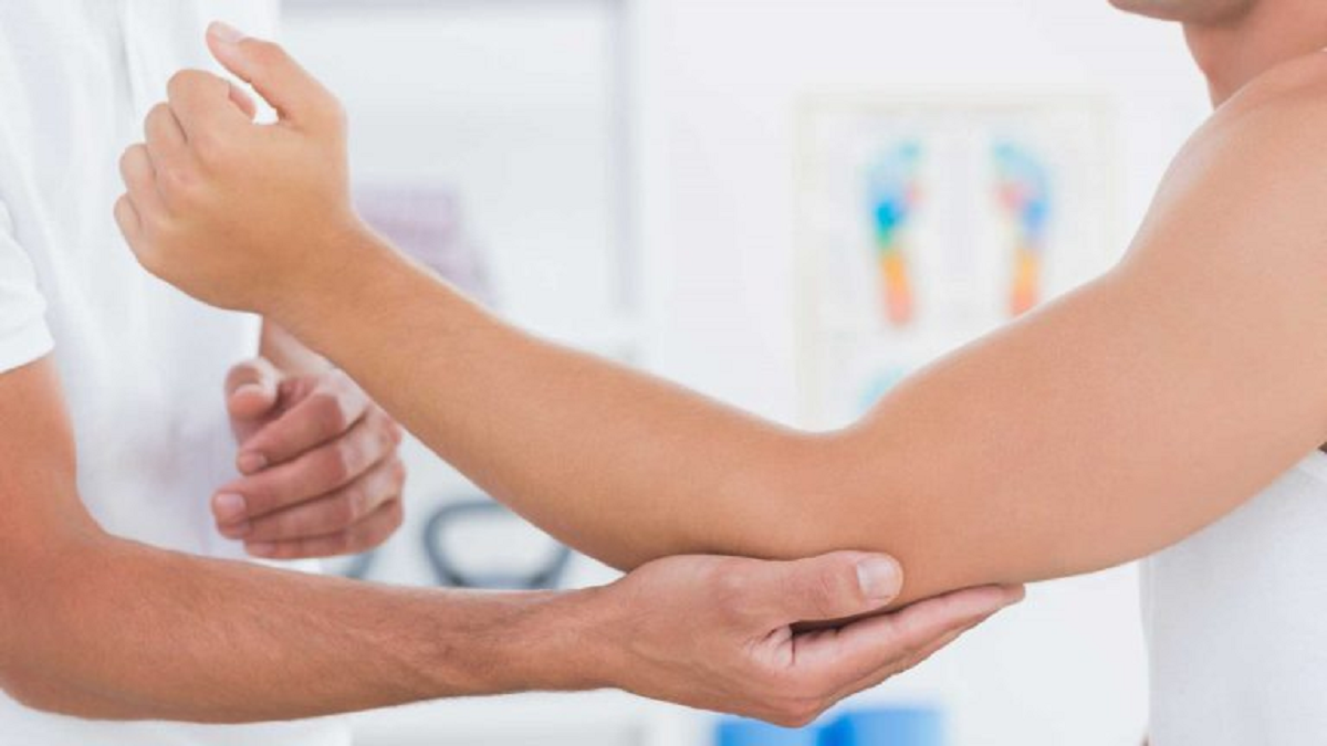 علائم و درمان آسیب های عصب رادیال یا افتادگی مچ دست