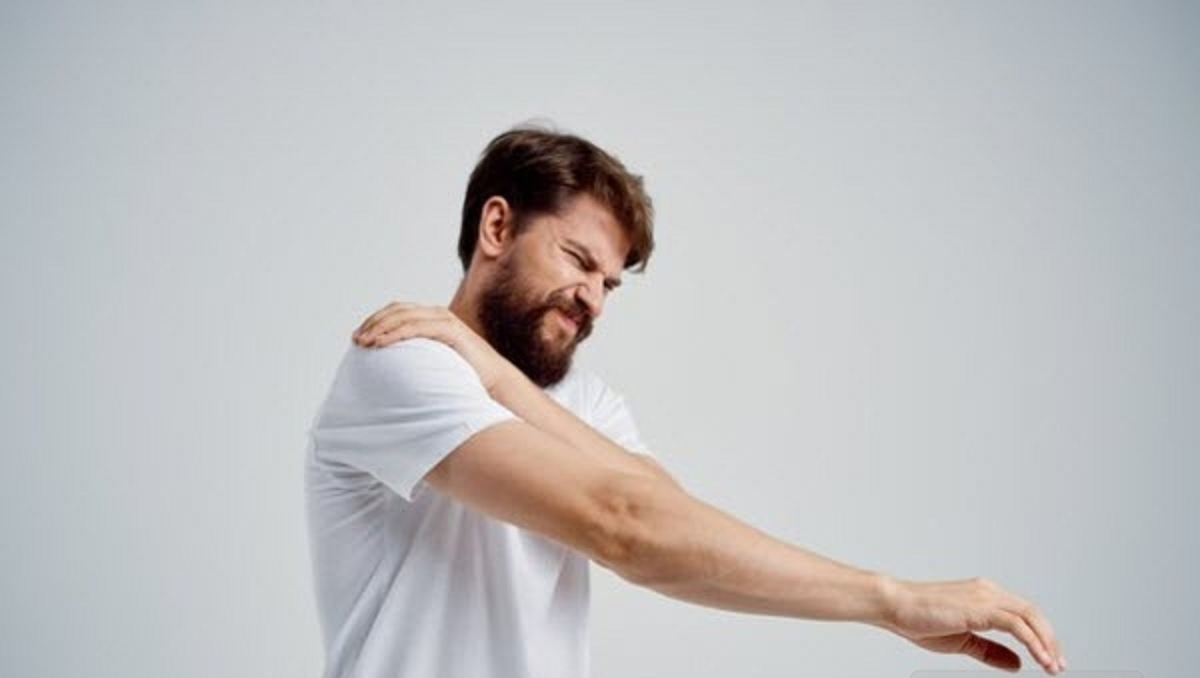 علائم و درمان آسیب های عصب رادیال یا افتادگی مچ دست