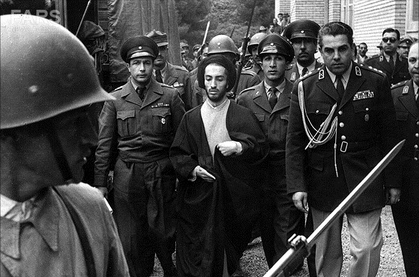 فداییان اسلام؛ عاملان انگلیس یا منادیان اسلام؟