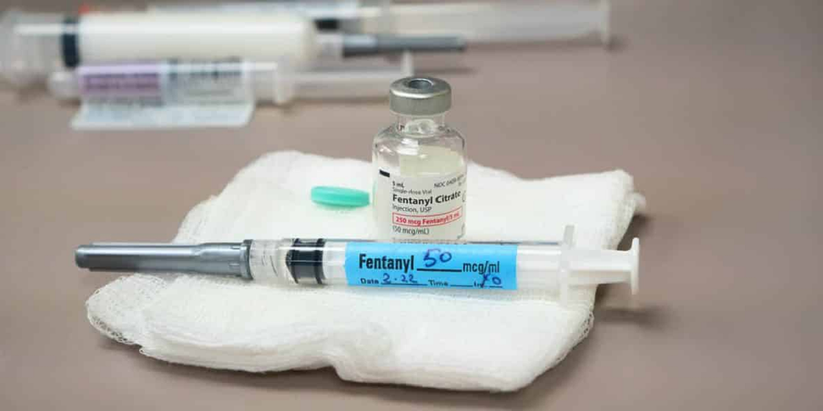 معرفی کامل داروی آلفنتانیل و عوارض مصرف آن