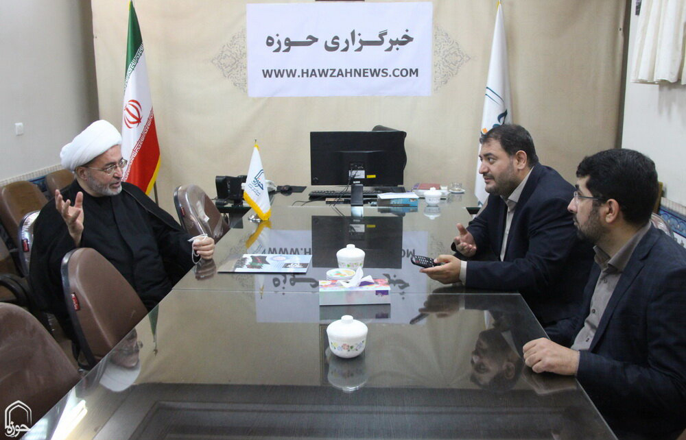 اطلاع رسانی از فعالیت های حوزوی درحد صفر است | حوزه علمیه نجف از فعالیت های قم اطلاعی ندارد