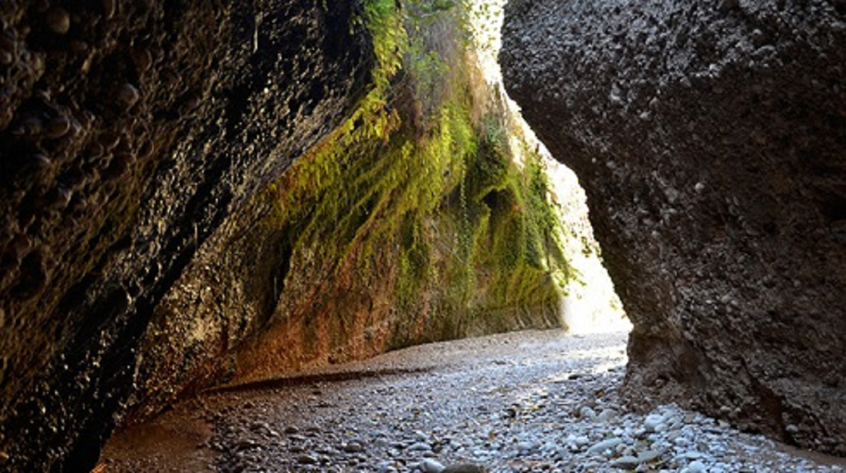 دره ارواح یکی از جاذبه های شهرستان دزفول