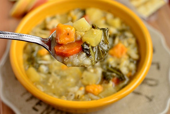 طرز تهیه سوپ جو با مرغ ( غذای رژیمی)