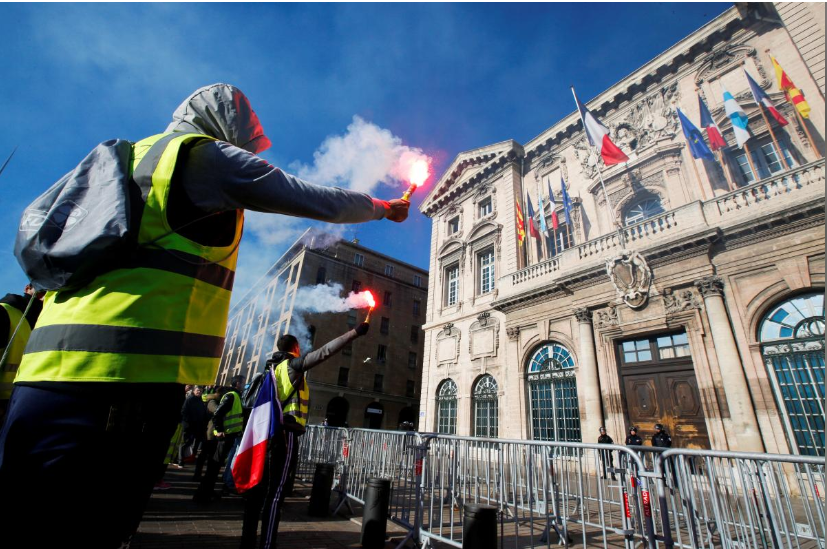 موج جدید اعتراضات «جلیقه زردها»؛ حدود 50 هزار فرانسوی در تظاهرات شرکت کردند + تصاویر