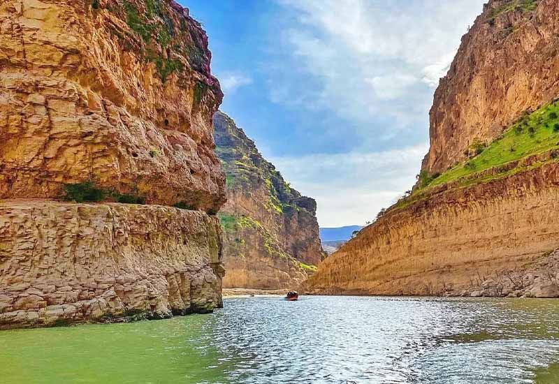تنگ کافرین