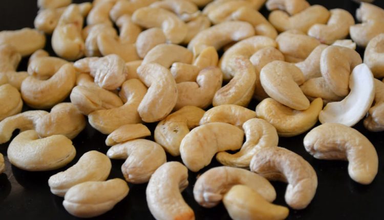 خواص بادام هندی برای سلامتی