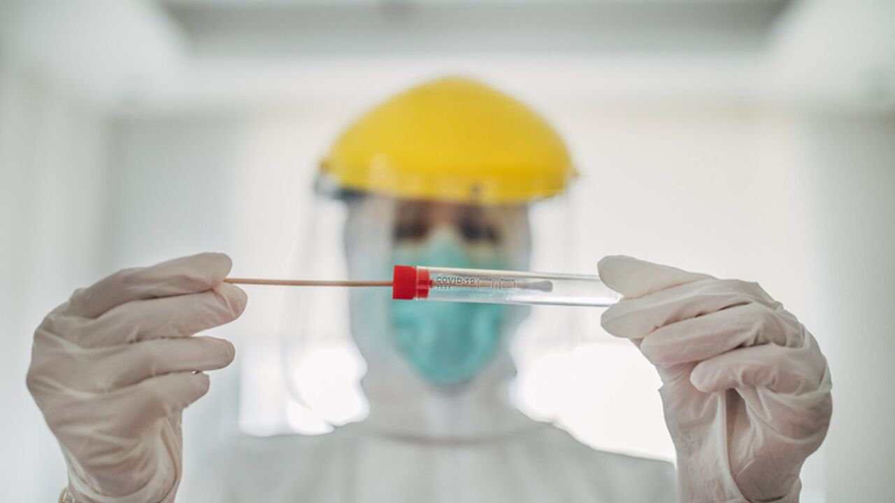 وحشت جهان از کرونای انگلیسی / آیا لندن پنهانکاری کرد؟