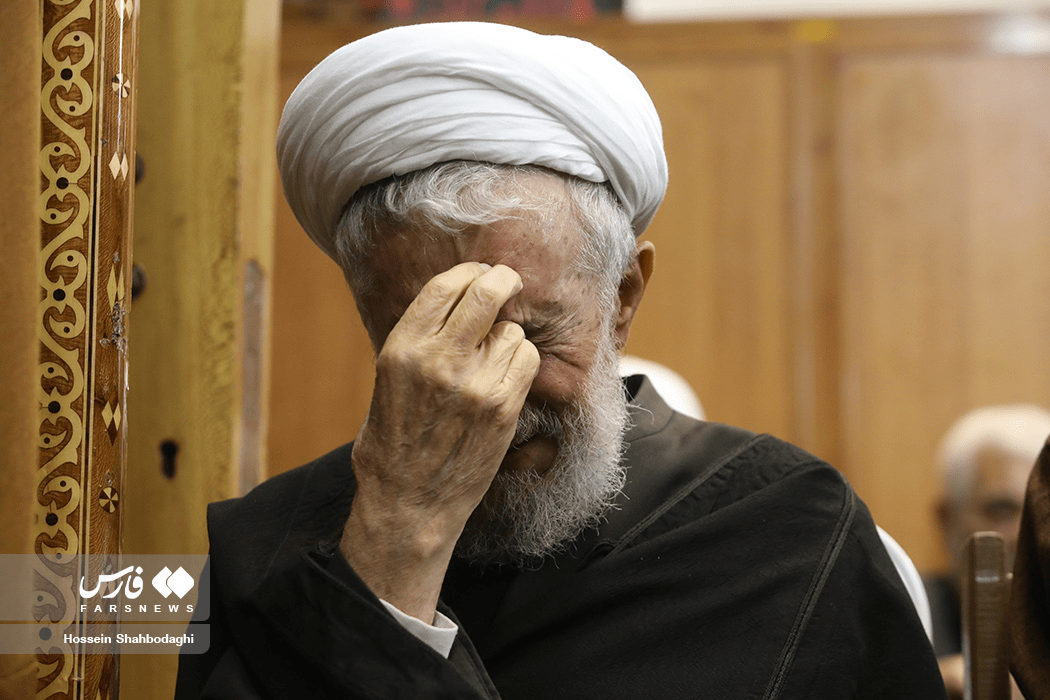 گزارش تصویری مراسم یادبود پسر فقید آیت الله صدیقی در قم گزارش تصویری مراسم یادبود پسر فقید آیت الله صدیقی در قم