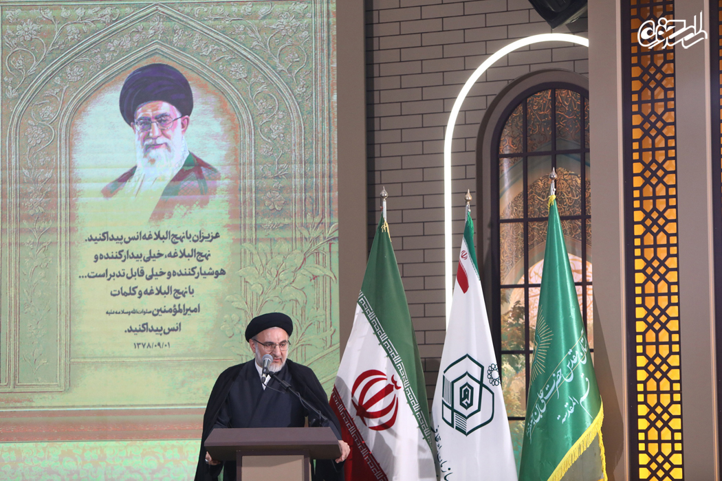 آیین اختتامیه چهل و هشتمین دوره مسابقات معارفی قرآن کریم در قم | بیانات سخنرانان مراسم و اسامی برگزیدگان